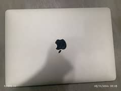 MacBook