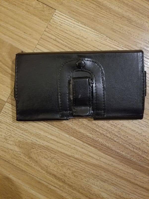 LEATHER MOBILE BELT CASE 1