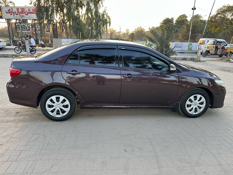 Toyota Corolla GLI 2013 ( Red Wine ) 4