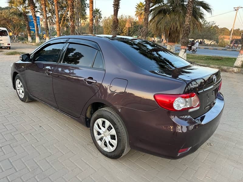 Toyota Corolla GLI 2013 ( Red Wine ) 7