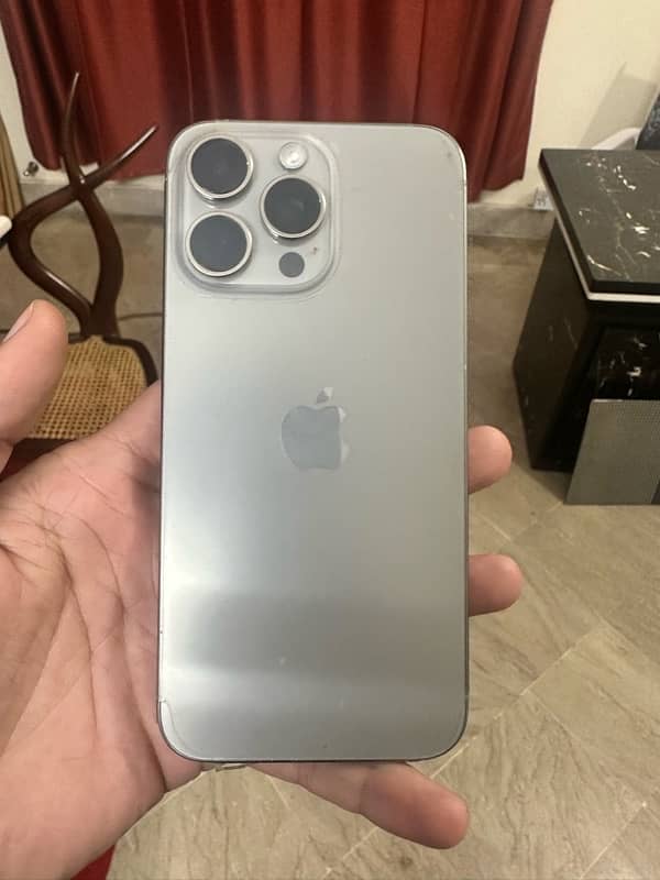 iphone 15 pro max 0