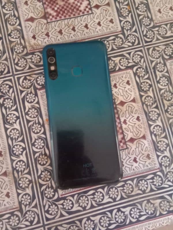 Infinix hot 8 lite 2/32 cash on dilivery 0