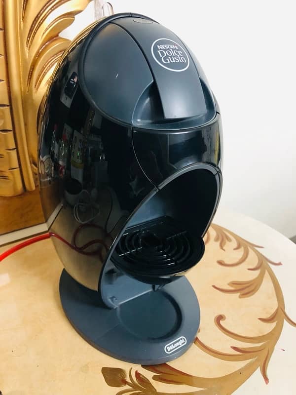 Nescafe Dolce Gusto Jovia coffee Machine 2