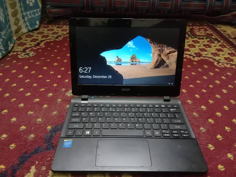 Acer Laptop 4gb ram 500gb Storage 3