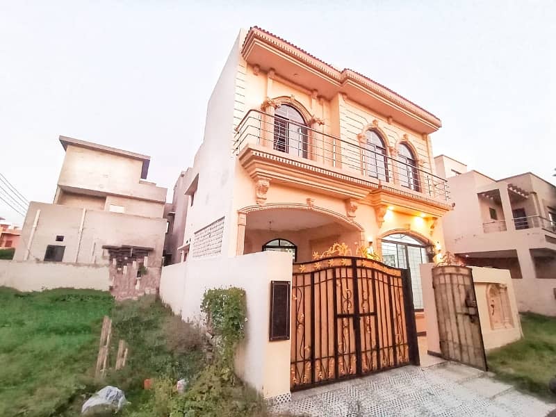 5 MARLA SPANISH HOUSE FOR SALE IN DHA 21