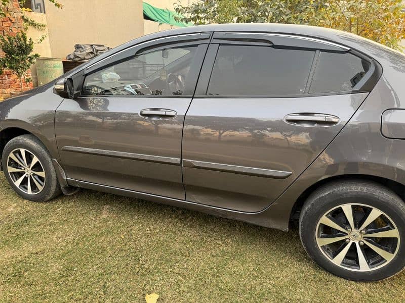 Honda City IVTEC 2018A .  Totaly jaenen 2