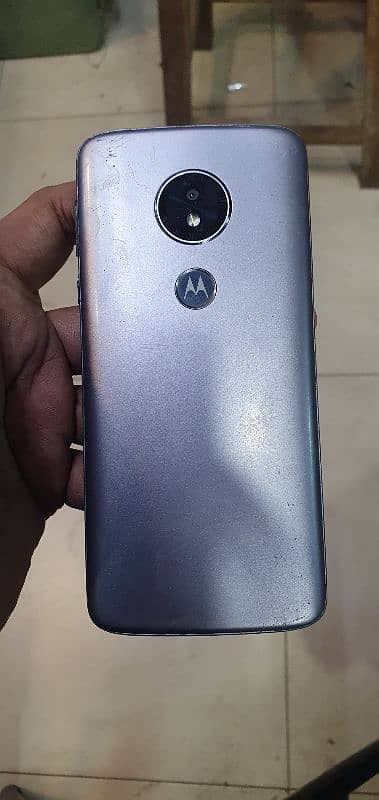 Motorola E5 0