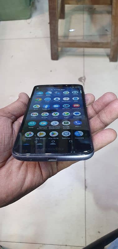 Motorola E5 5