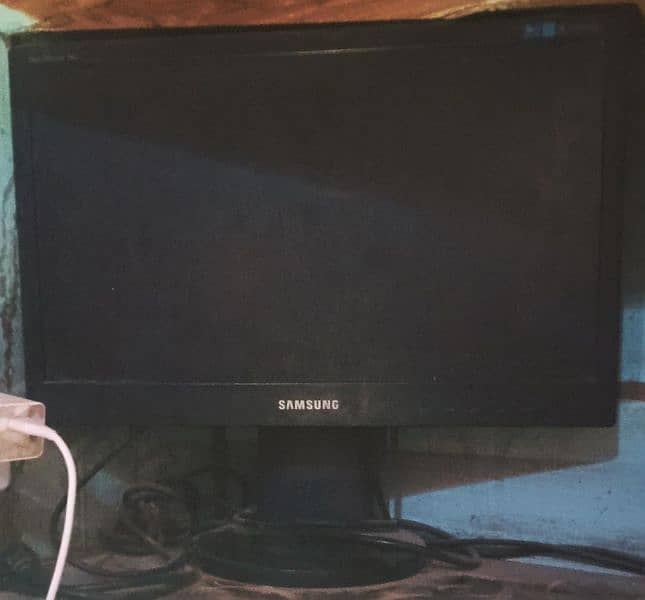 MONITOR FOR SALE 0