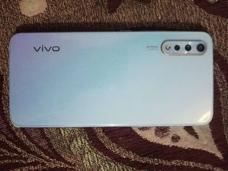 Vivo y19 :::: 8/128 New condition 1