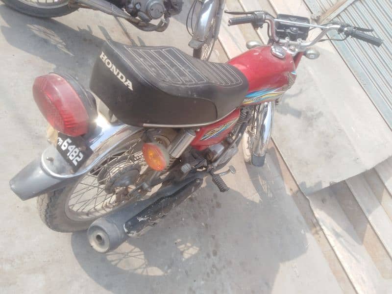 Honda CG-125, model 2018, registered in 2017. 0