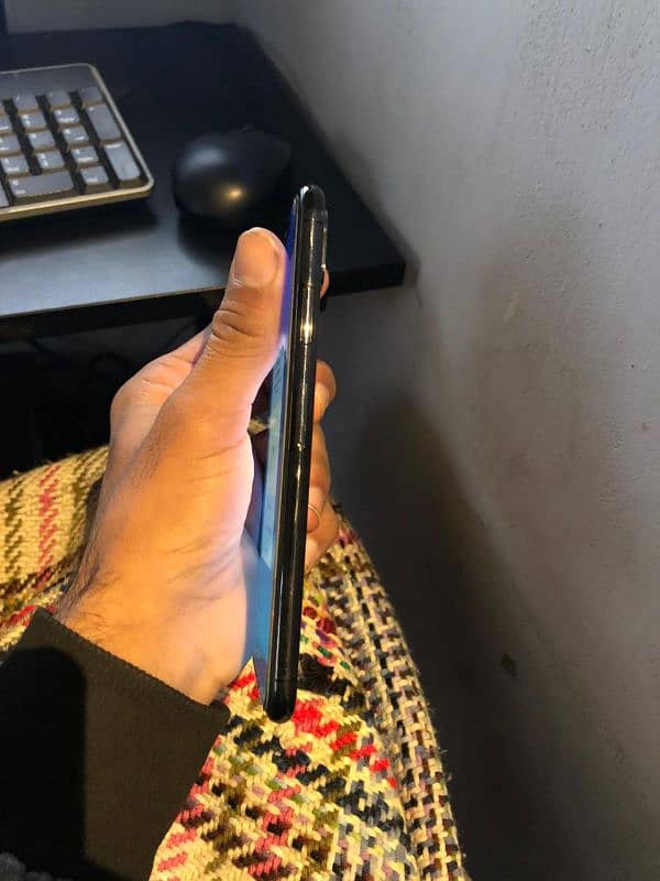 Iphone Xs max 5