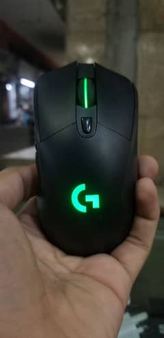 Logitech g 703 light speed rechargeable mouse