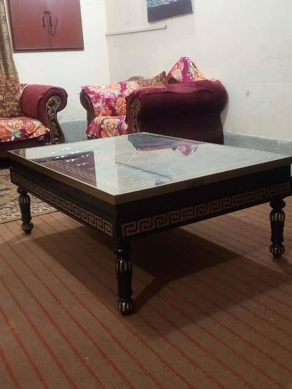 very good condition center table. 5