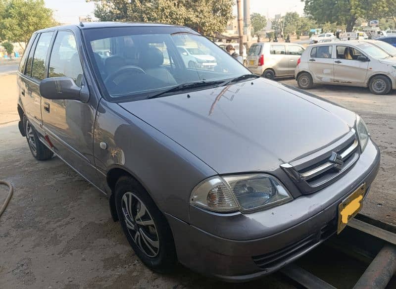 Suzuki Cultus EFI VXRi 2011 in neat and clean condition 1