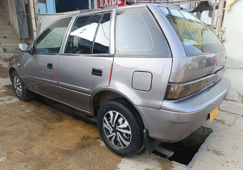 Suzuki Cultus EFI VXRi 2011 in neat and clean condition 3