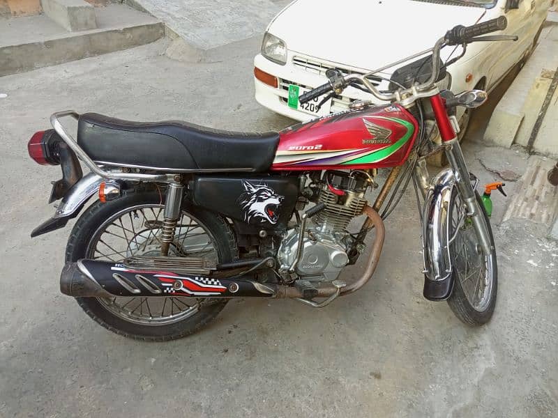 Honda 125 in good condition  dream Honda 100 sa bast 4