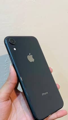 iPhone XR (Non PTA)