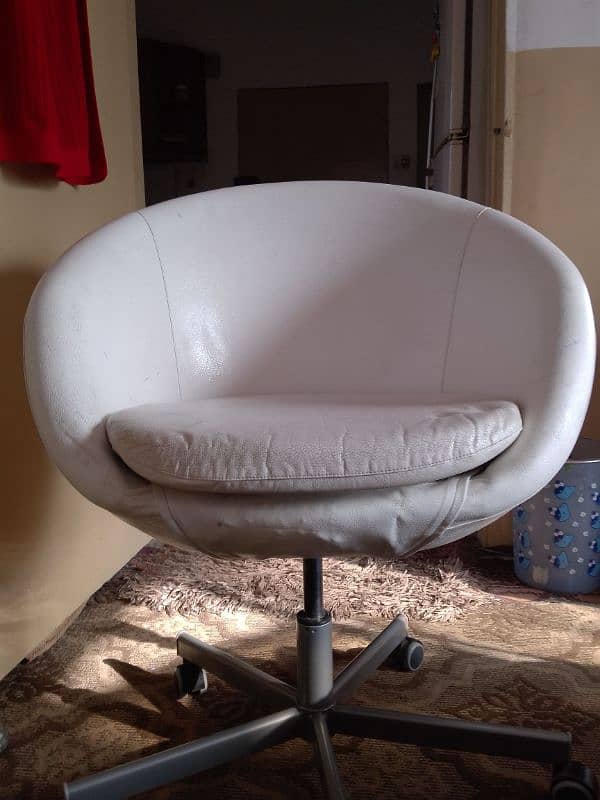 comfortable chair and soft 2