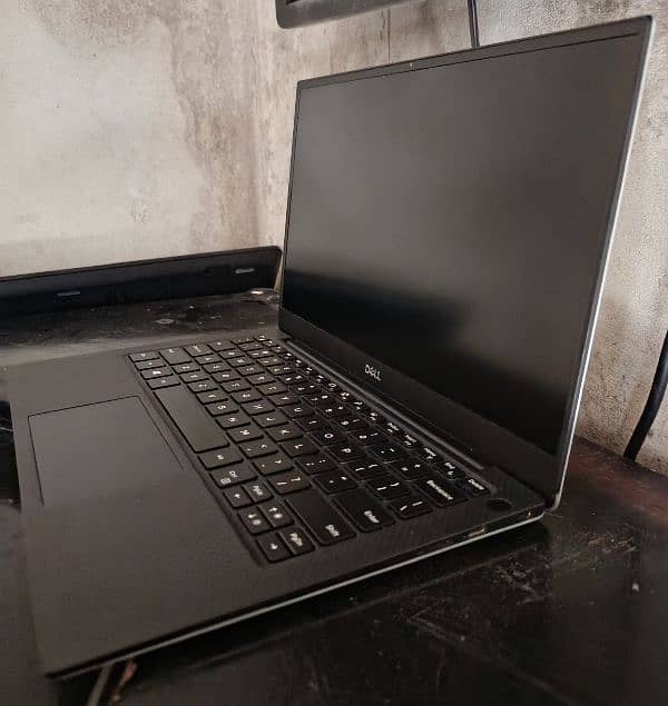 Dell Xps 9380 Core i5 8th generation 5