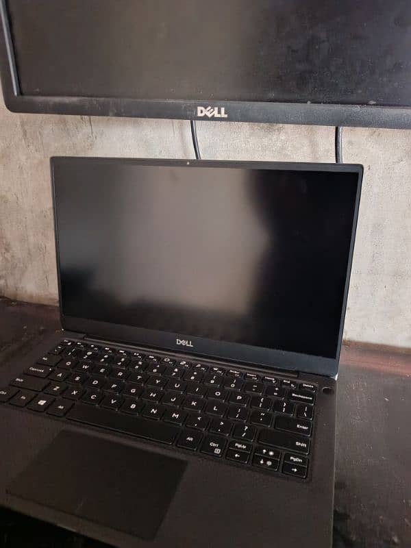 Dell Xps 9380 Core i5 8th generation 10