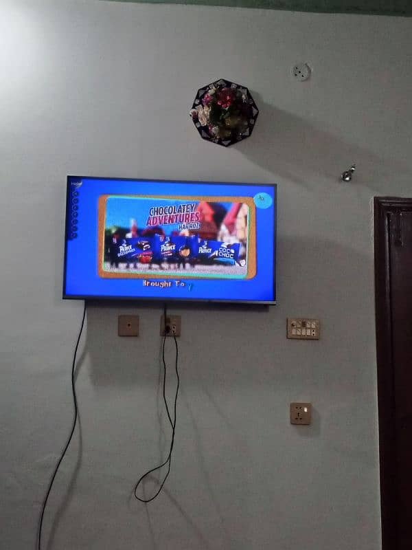 42 inches simple lcd orgnal haier ,0304 5990945 2