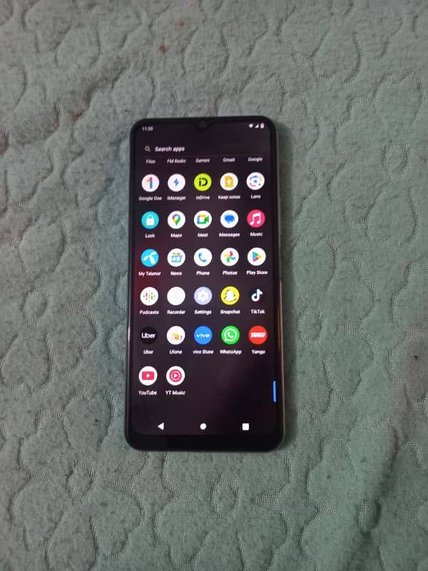 vivo y12s bilkul new condition hai original hai condition 10 by 10 hai 0