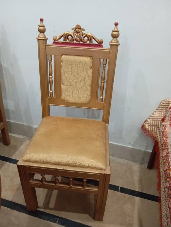 dinning table bilqul new 6 chairs k sath 1