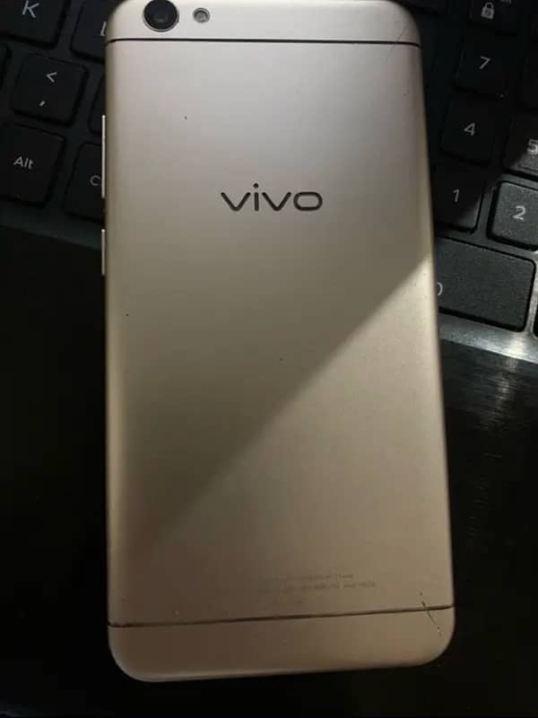 Vivo Y67 (03159736185) 0