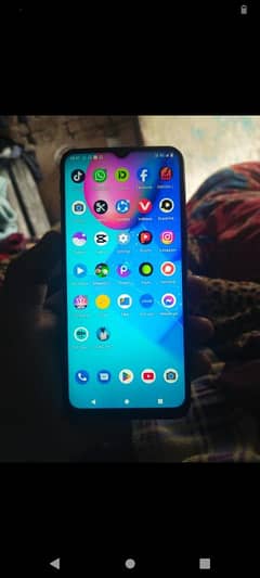 vivo y20    4gbram.  64gbm0m