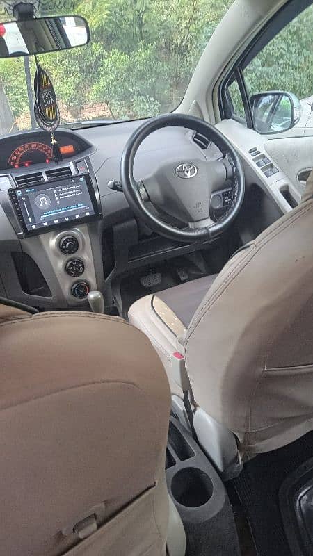 Toyota Vitz 2010 18