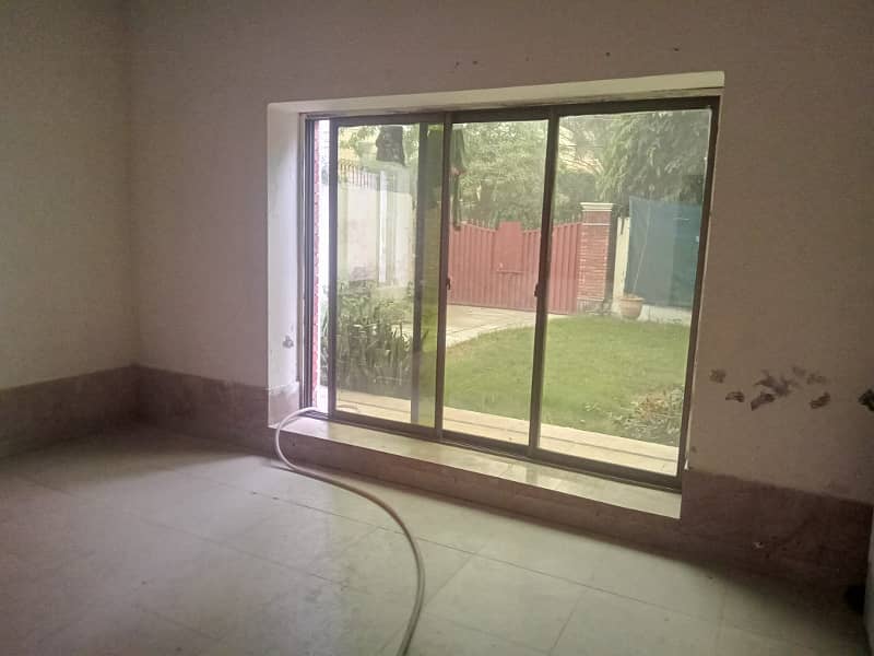 2 Kanal 5 Bedroom Independent Full House Ideal For Silent Office In Gulberg 3 Block J 0