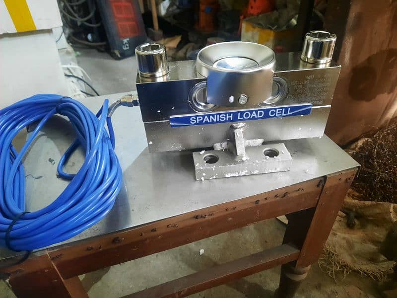 animal scale,floor scale,truck scale,load cell,weighing software,j box 13