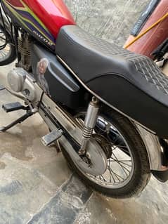 Honda 125 17 model lush condition