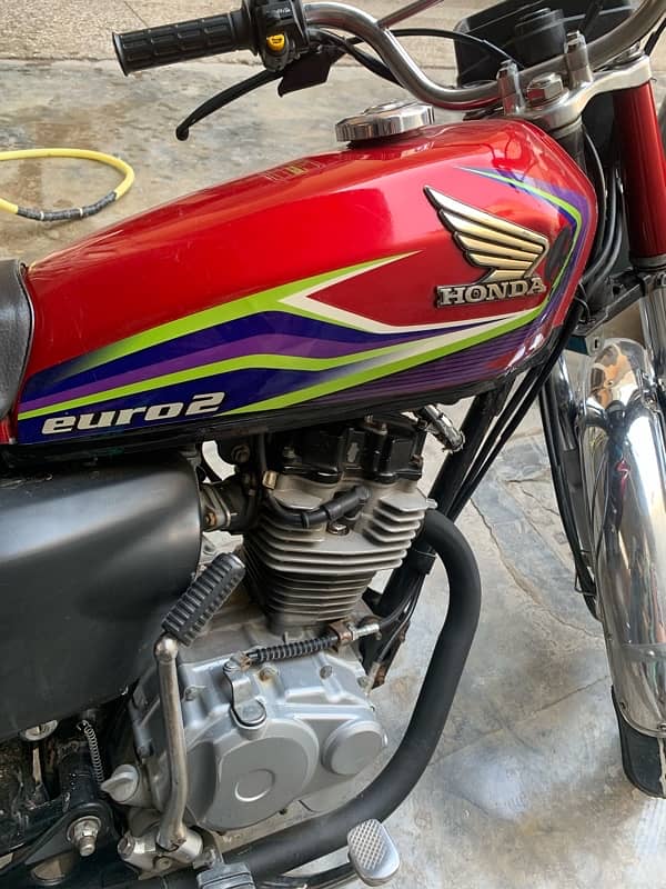 Honda 125 17 model lush condition 1