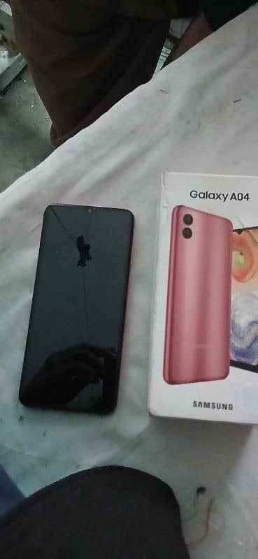 samsung  a04 3