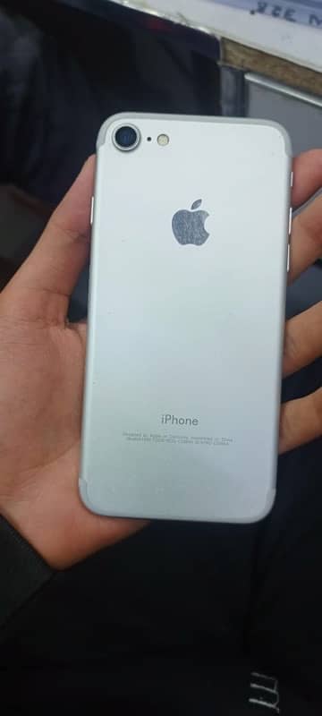 iphone 7 128gb pta prived 0