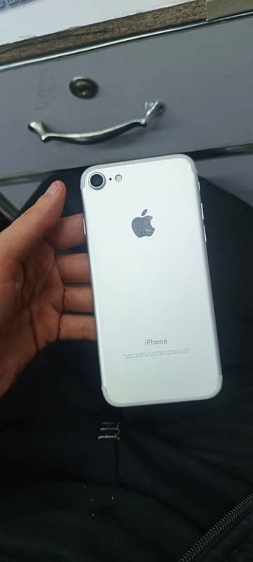 iphone 7 128gb pta prived 5