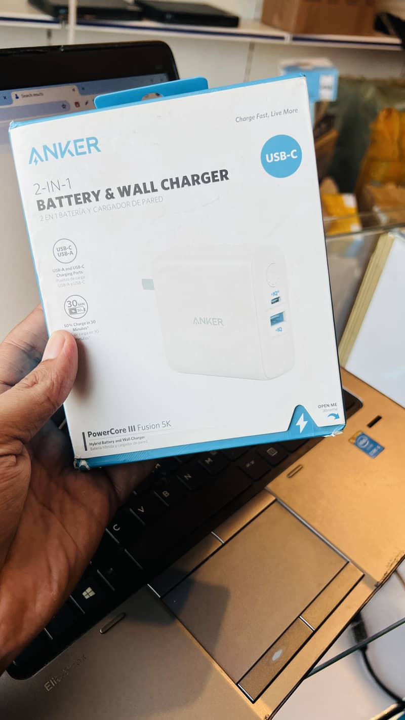 Anker PowerCore Fusion III PIQ 3.0, 18W USB-C Portable Charger 2-in-1 7