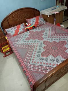 Queen size bed with mattress