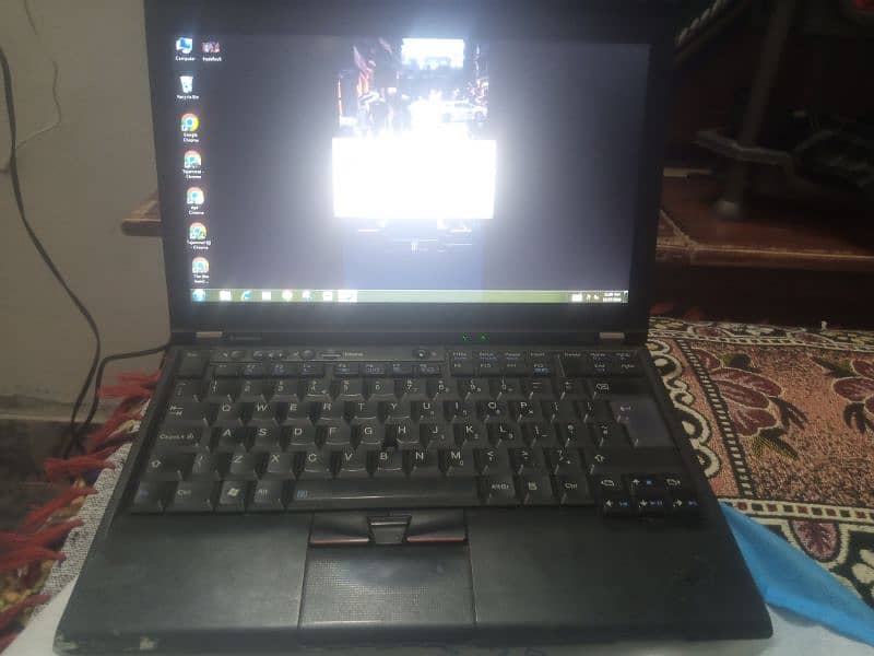 Lenovo X220 Model best laptop in Rs:12000 i5 2nd generation 5