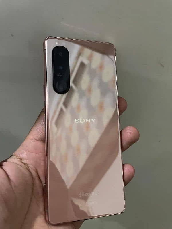 Sony ecperia 5 z mark 111 35k 9