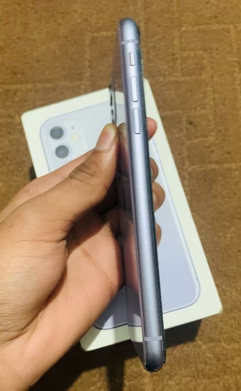 i phone 11 128 GB factory unlock 1