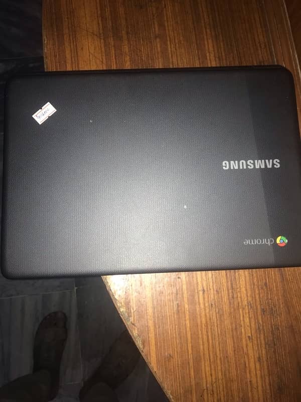 samsung chrome book 500c 16 GB long Battry 4