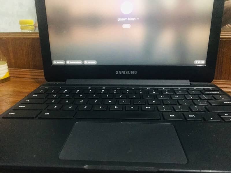 samsung chrome book 500c 16 GB long Battry 5