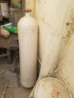 CAR CNG CYLINDER FOR SALE