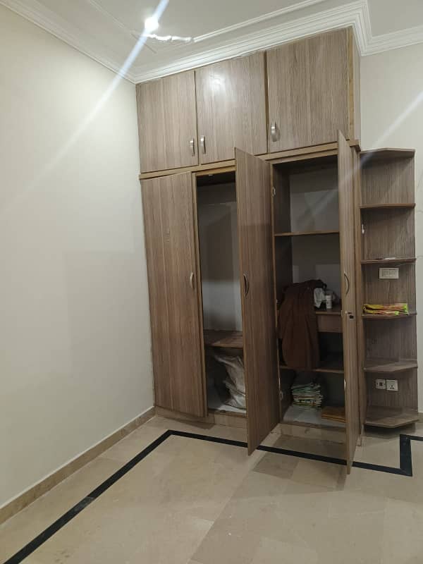 Size 30x60 Full House For Rent In G-13 12