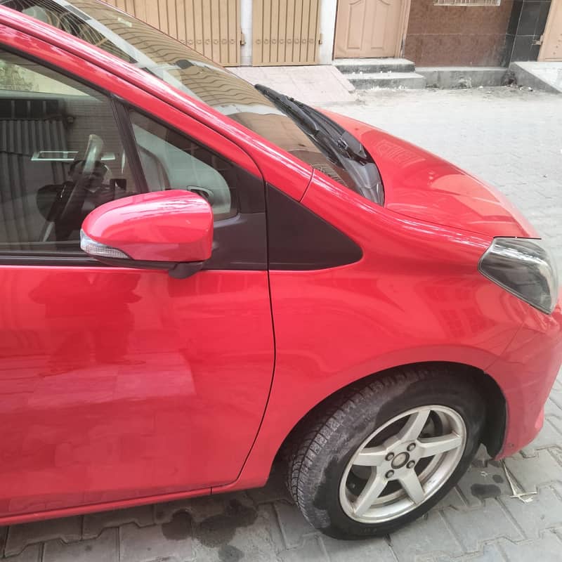 Toyota Vitz 2014/2017 10