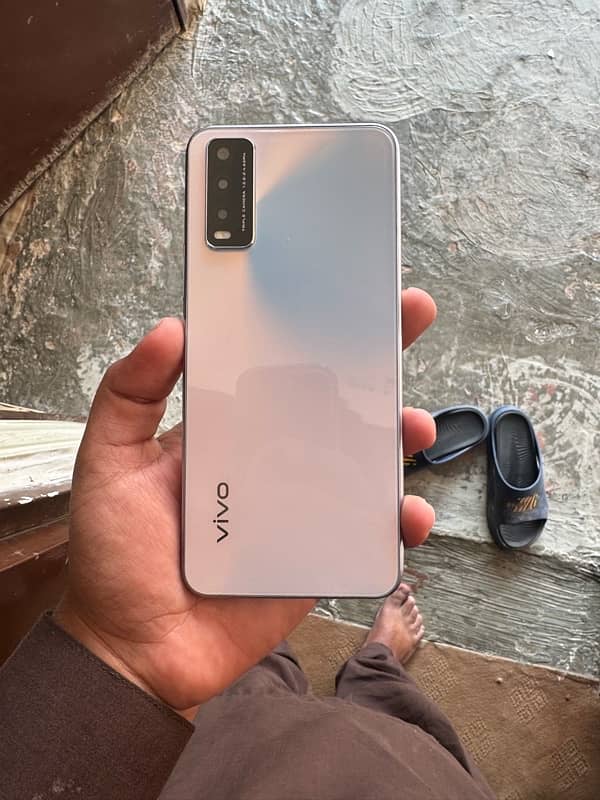 Vivo y20s 128/4 8