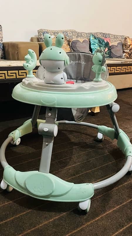 Baby walker for used like new 1